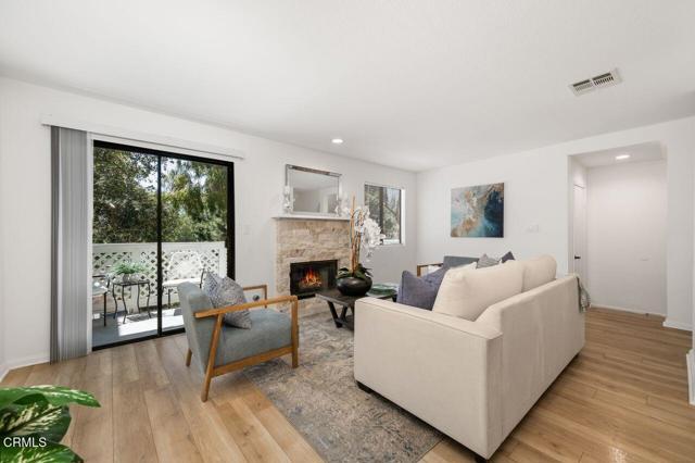 Building Photo - 4455 Rockland Pl
