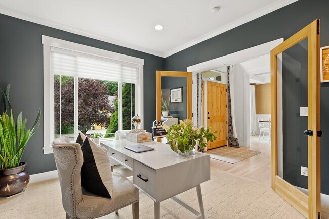 Building Photo - 11311 66th Ave