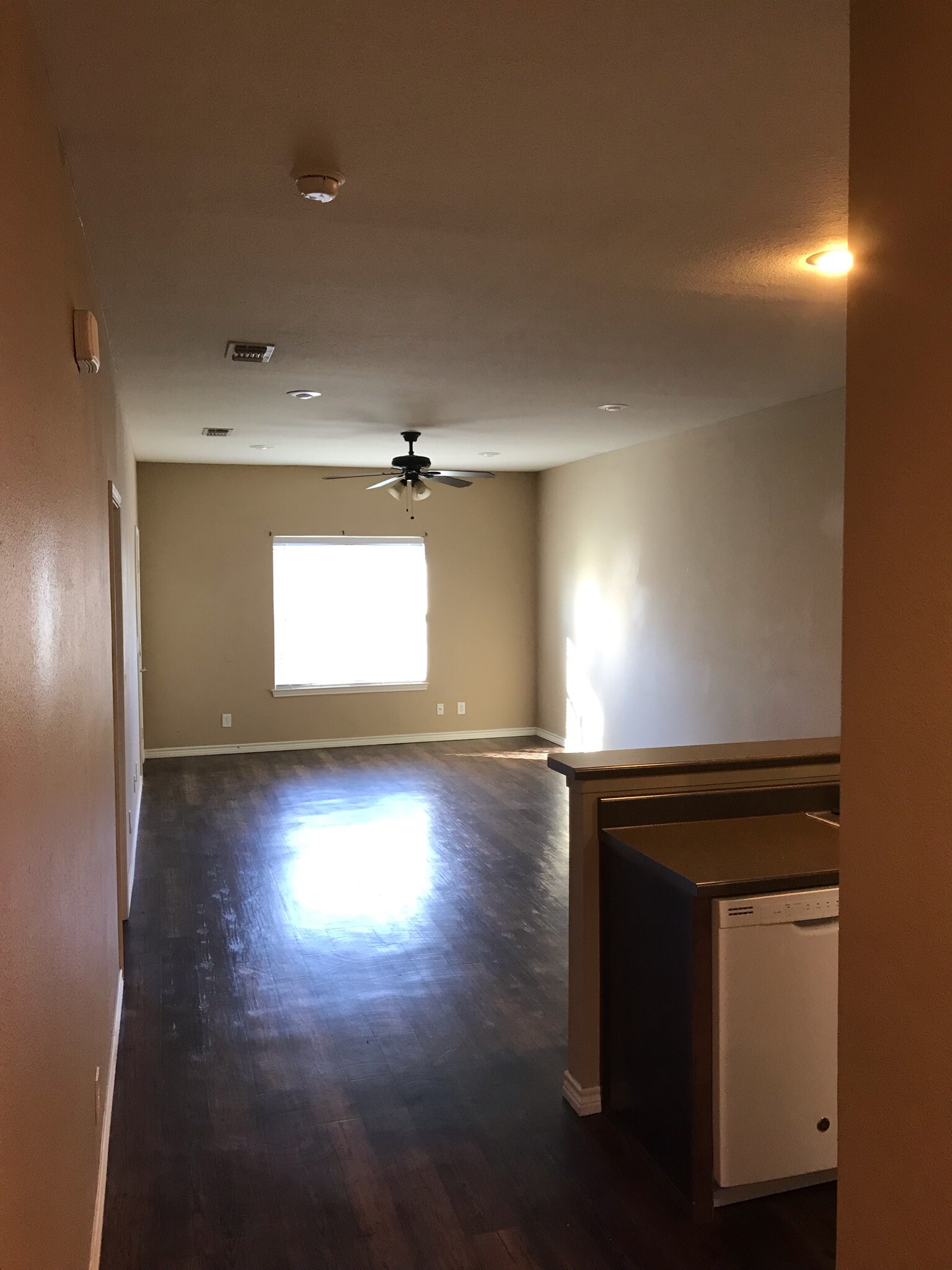 living room - 4247 Castlegate Dr