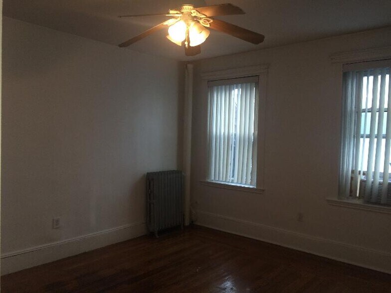 Building Photo - 43 Hemenway St