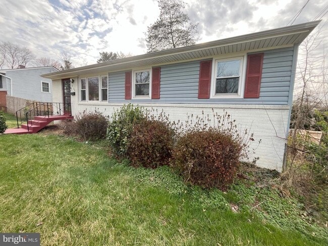 Building Photo - 6706 Longridge Dr