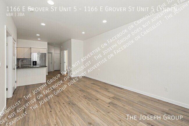 Building Photo - 1166 E Grover St