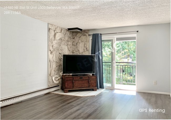 Building Photo - Just Steps from Microsoft – Spacious 2 Bed...