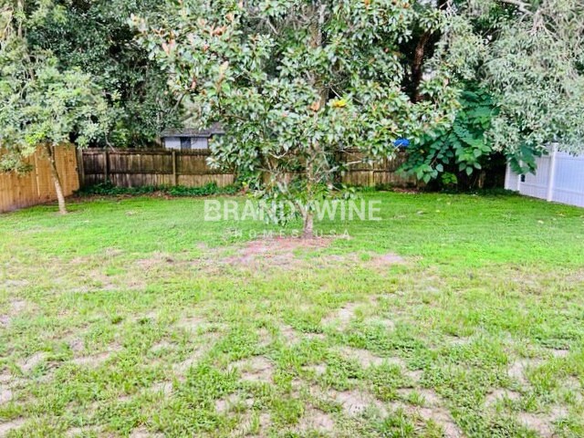 Building Photo - 244 W 20th St