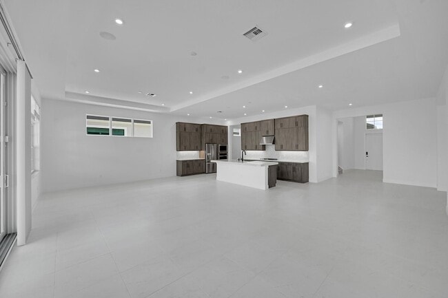 Building Photo - 9524 St Germain Dr