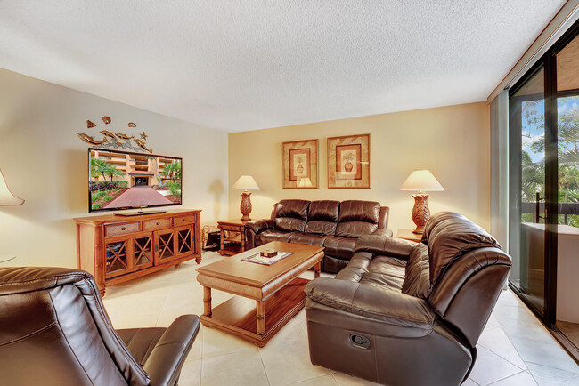 Building Photo - 450 Egret Cir