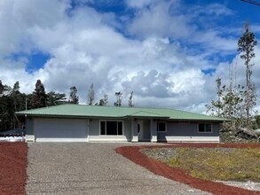 Building Photo - 15-1944 17th Ave. Keaau, HI 96749