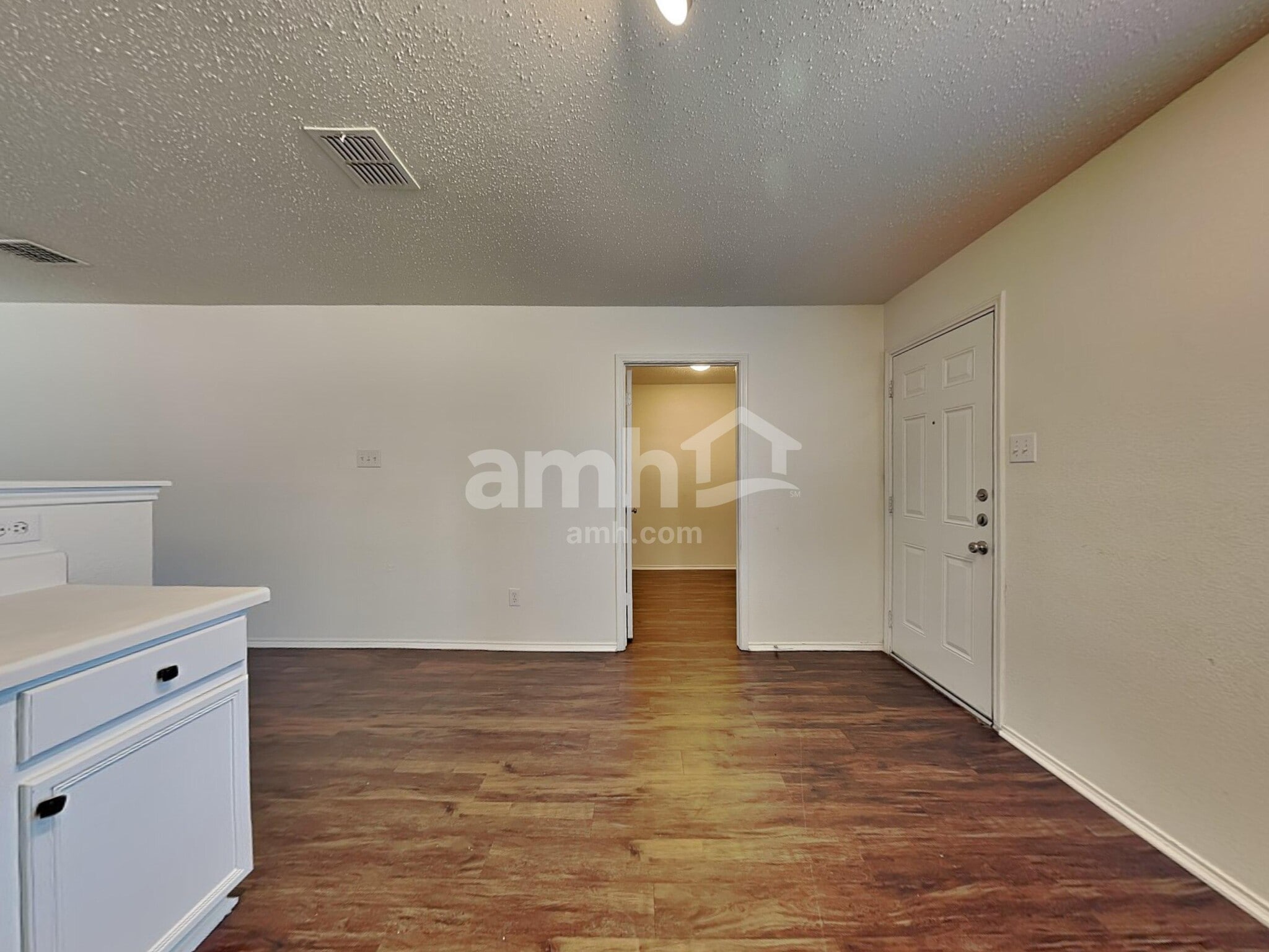 Building Photo - 2509 Margaret Ln