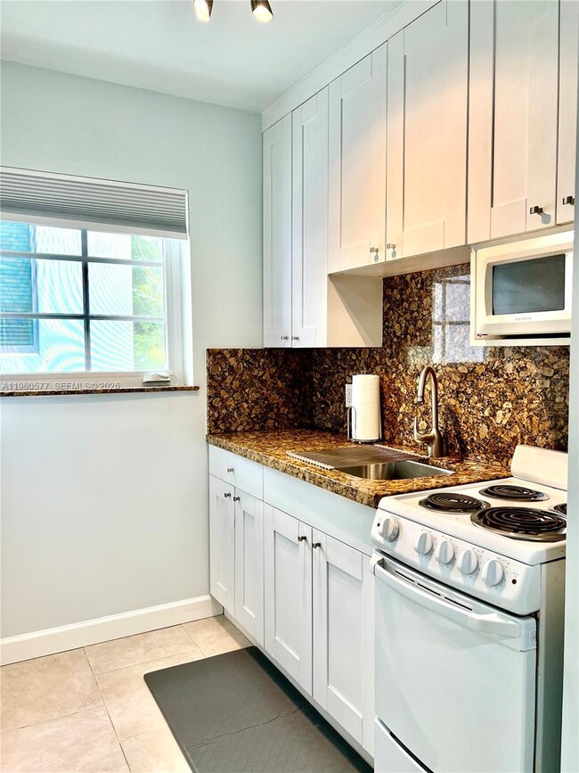 Building Photo - 260 Euclid Ave