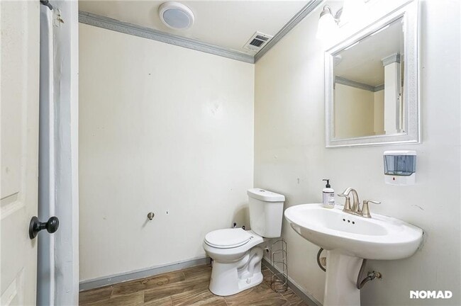 Building Photo - 3962 Sweetwater Pkwy