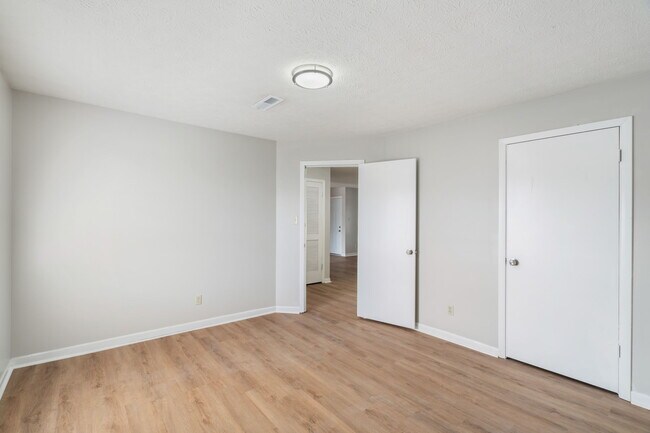 Building Photo - 4808 Cannon Ridge Dr