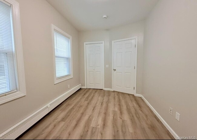 Building Photo - 621 2nd St