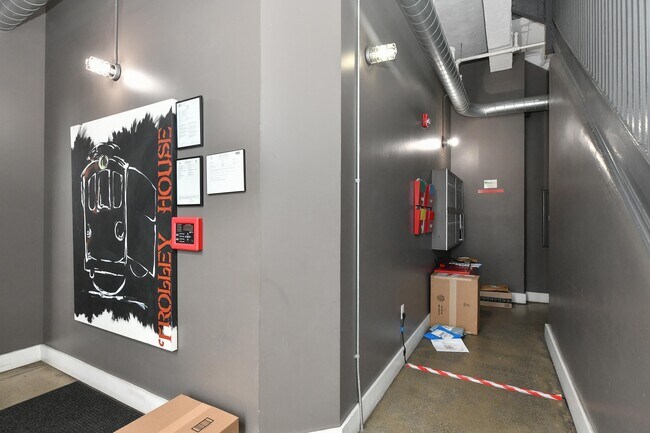 Building Photo - 325 Palisade Ave