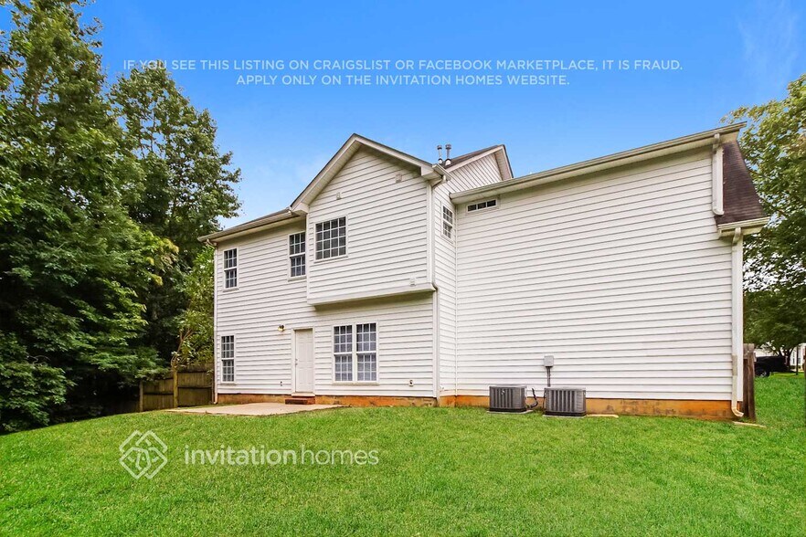 Building Photo - 211 Everett Park Dr