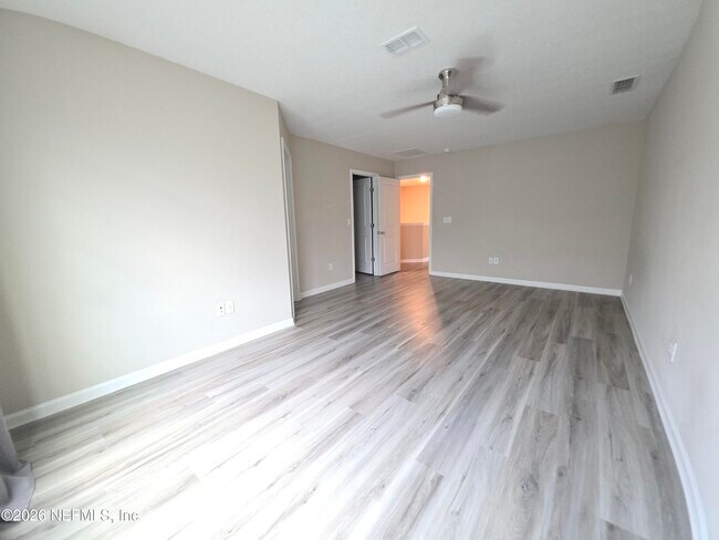 Building Photo - 12784 Josslyn Ln