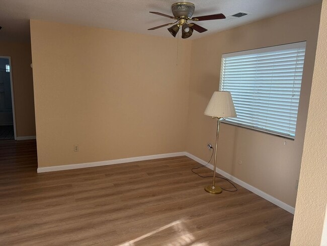 Building Photo - Vogt-1519 St. James