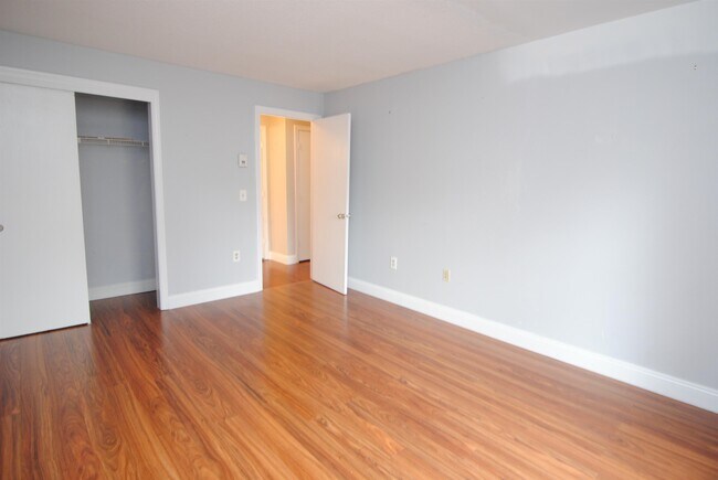 Building Photo - 108 Eastern Ave