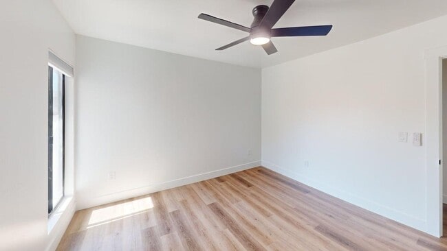 Building Photo - 1532 Gulf St