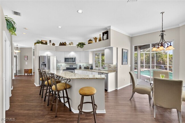 Building Photo - 8350 Trentwood Ct