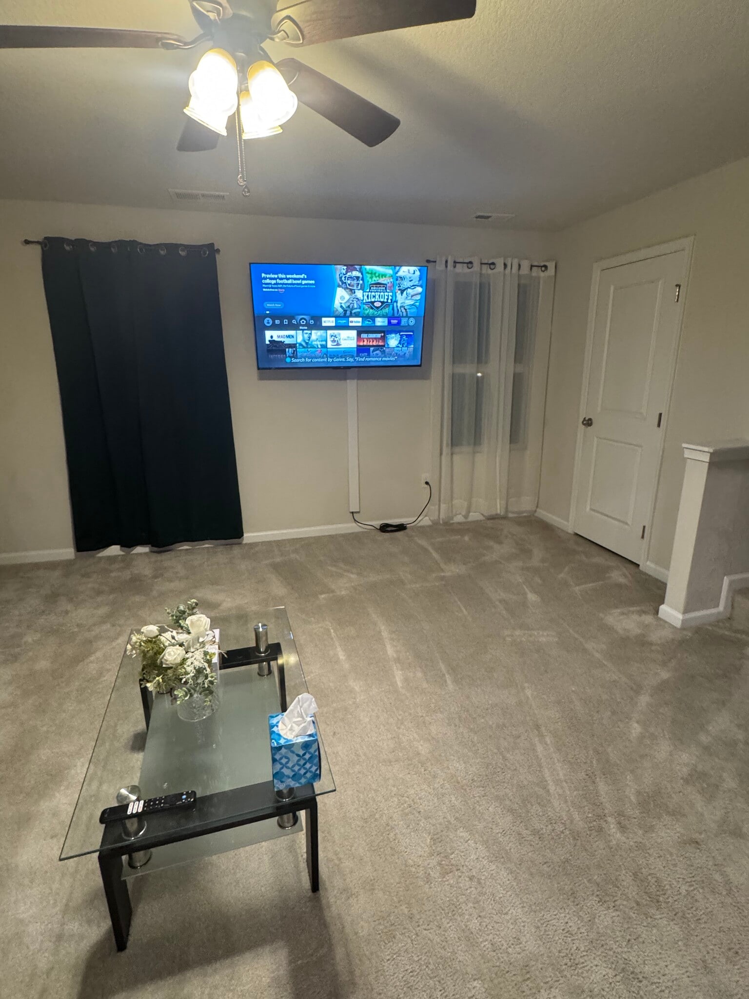 Living room - 66 Clara Ct