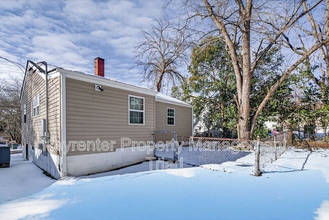 Building Photo - 1106 Sykes Ave