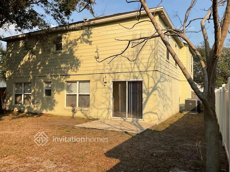 Building Photo - 835 McLean Ct