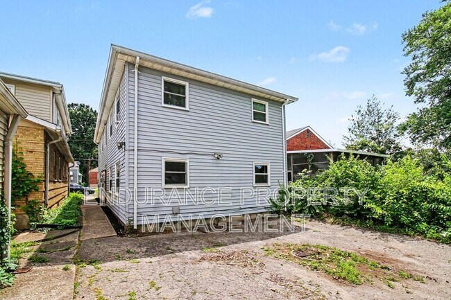 Building Photo - 1932 Truitt Ave