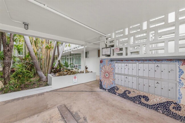 Building Photo - 1850 Meridian Ave