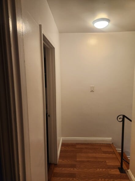 Building Photo - 11860 Truro Ave