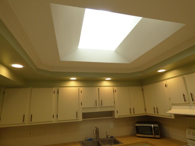 Building Photo - 729 NW 29th Avenue D Delray Beach Fl 33445