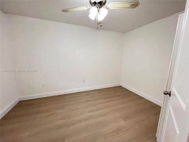 Building Photo - 15665 SW 82nd Cir Ln