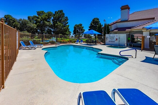 Building Photo - 55+ Age Restricted Los Prados Golf Communi...