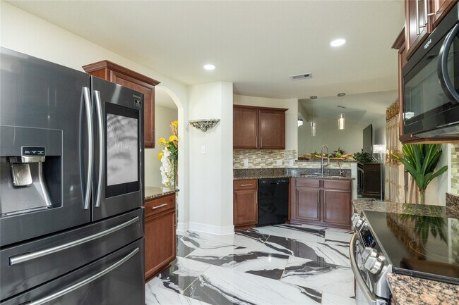 Building Photo - 22526 Threefold Ridge Dr