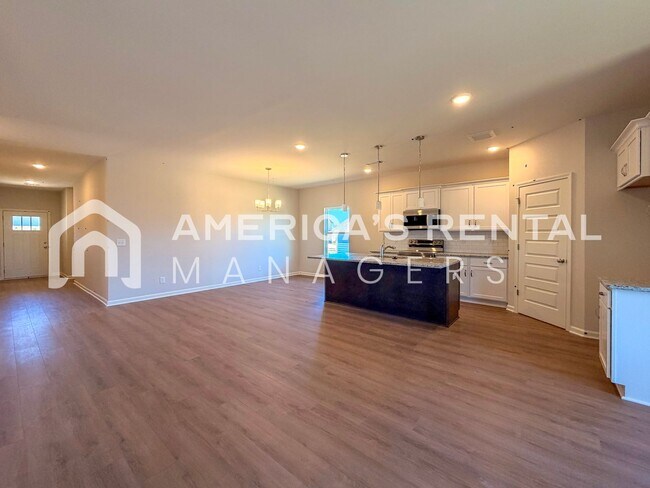 Building Photo - Modern Living in Havenridge! Sign a 13-month lease by 5/15/2026 and receive a leasing incentive e...