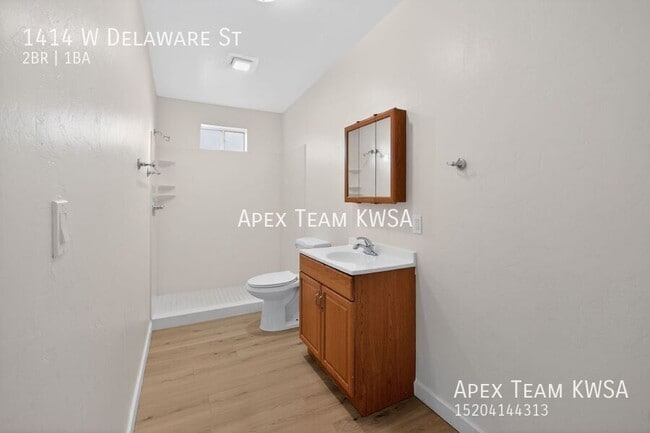 Building Photo - 1414 W Delaware St