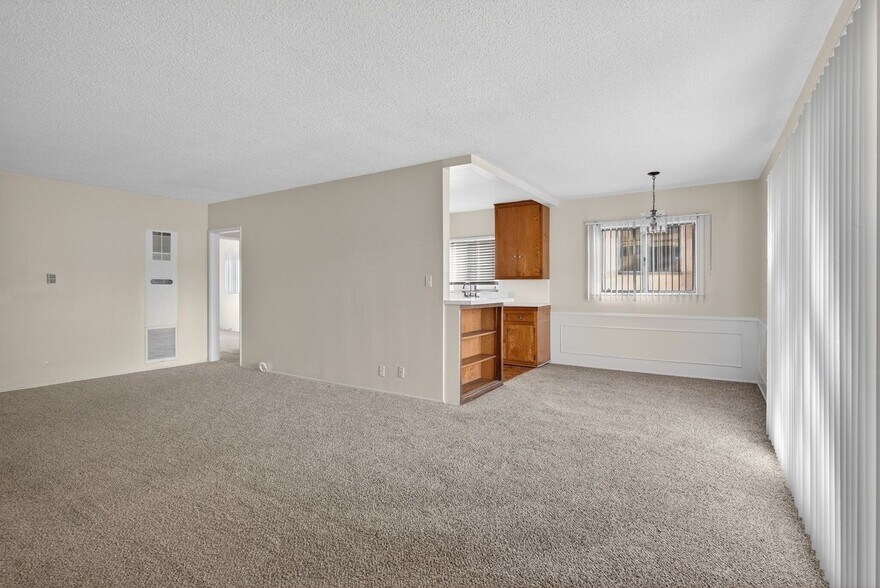 Building Photo - 3888 Potomac Ave