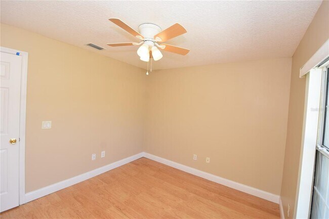 Building Photo - 16 Richland Ln