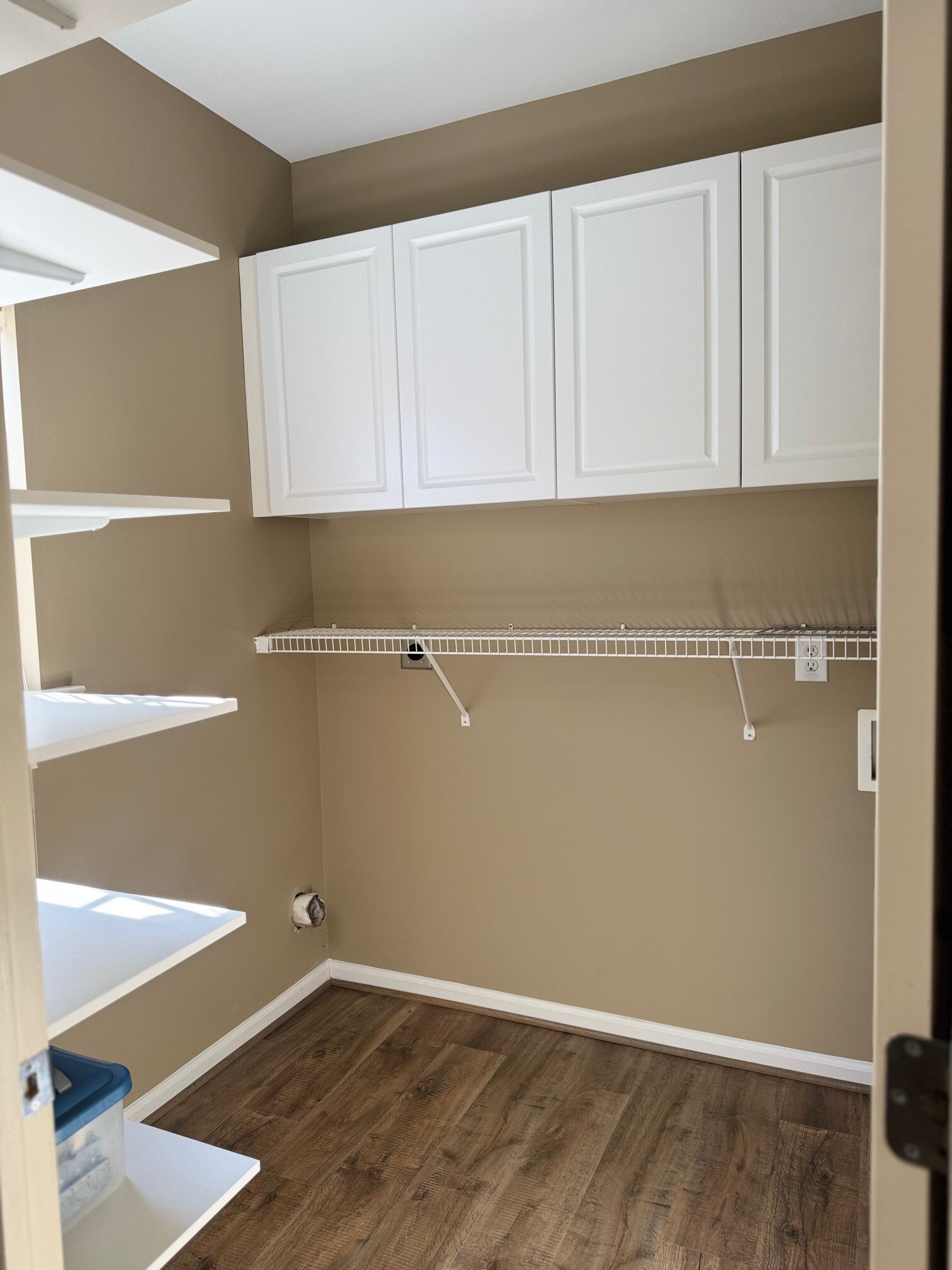 Building Photo - 1017 Fairbank Ln