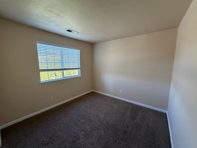 Building Photo - 2371 Roman Dr