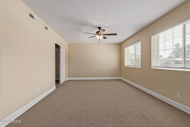 Building Photo - 1280 E Alameda Dr