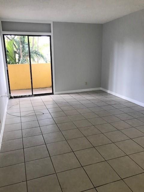 Building Photo - 801 NW 47th Ave