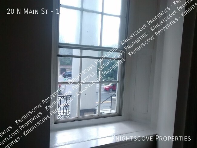 Building Photo - 20 N Main St