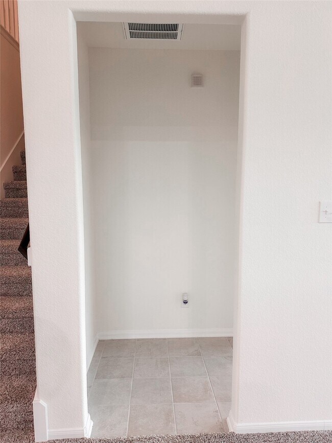 Building Photo - 10727 Amador Peak Dr