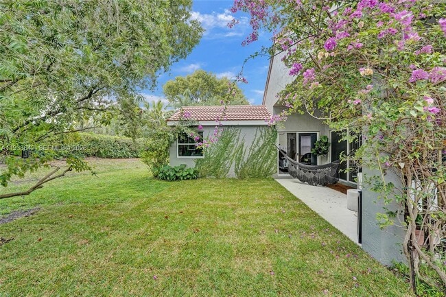 Building Photo - 648 Sand Creek Cir