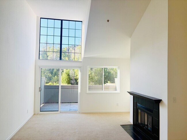 Building Photo - 258 Sandpiper Ct