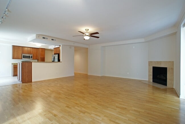 Building Photo - 425 Benjamin Dr