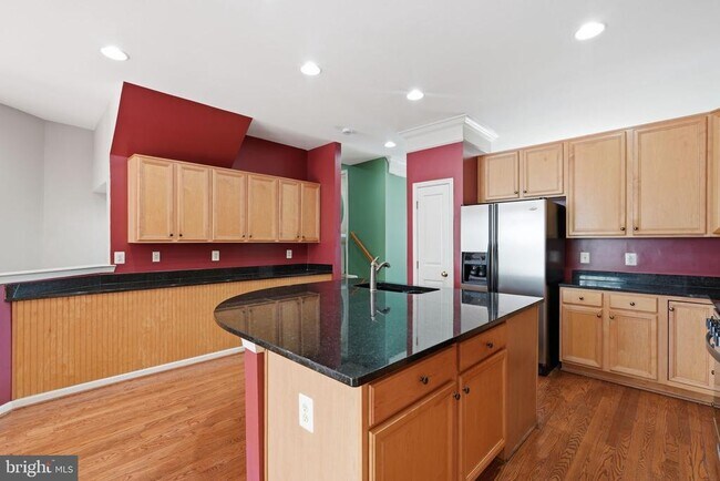 Building Photo - 22862 Cartier Terrace