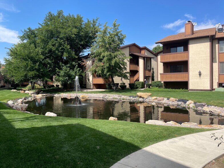 Building Photo - 6893 S Countrywoods Cir