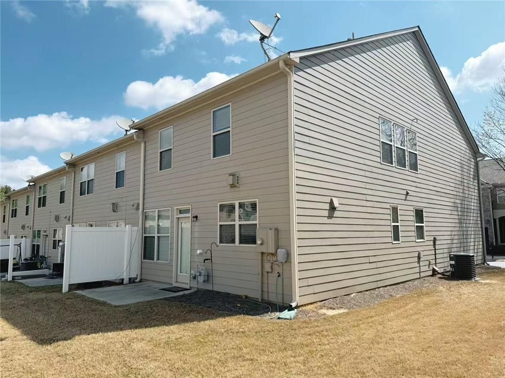 Building Photo - 2418 Sardis Chase Ct