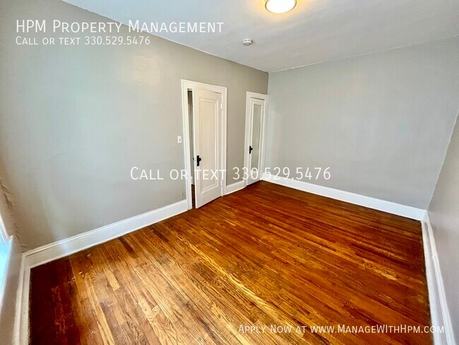 Building Photo - 1380 W 112th St